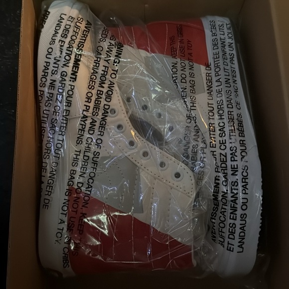 NIB Vans x MOCA SK8- Hi tapered sneaker - Picture 6 of 6